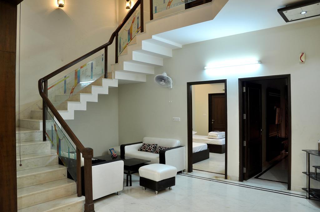 Mohini Home Stay Агра Екстер'єр фото