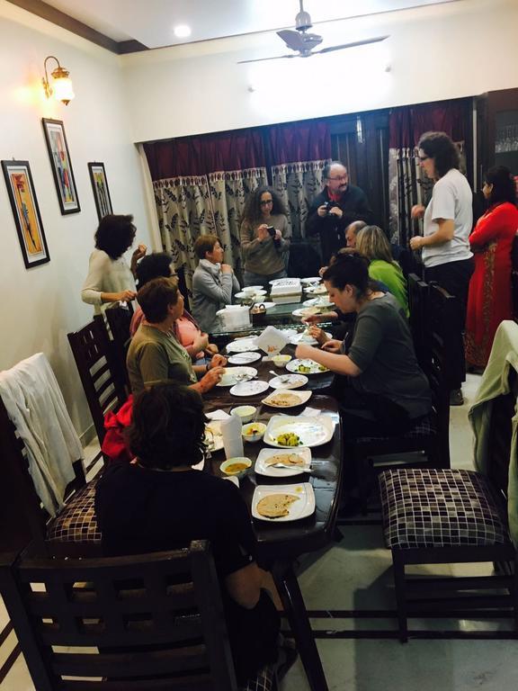 Mohini Home Stay Агра Екстер'єр фото